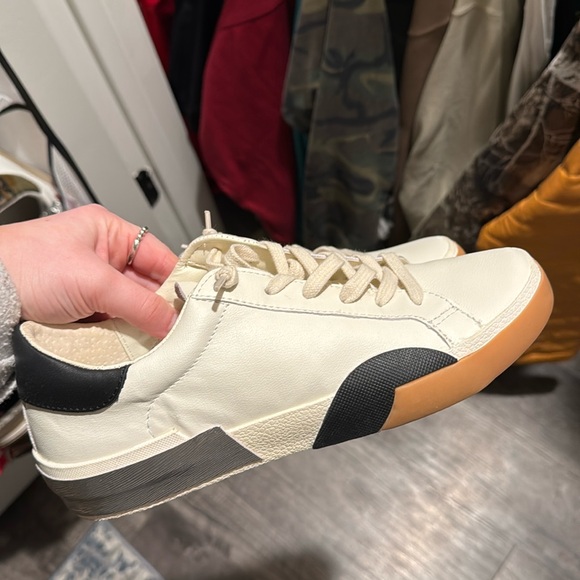 Dolce Vita Sneakers - Picture 1 of 5